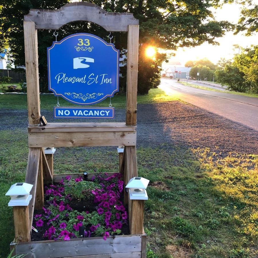Pleasant Street Inn Parrsboro Dış mekan fotoğraf