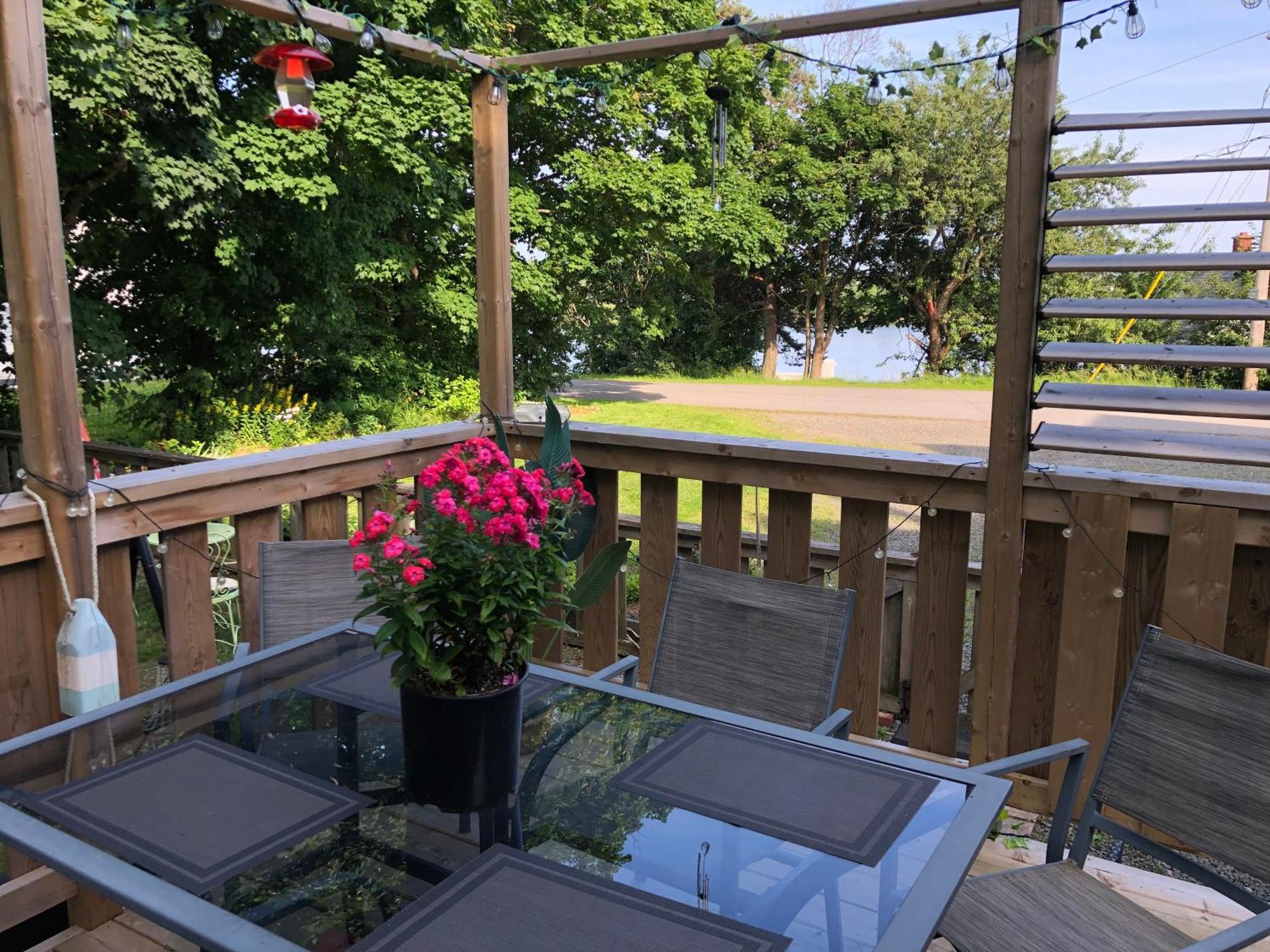 Pleasant Street Inn Parrsboro Dış mekan fotoğraf